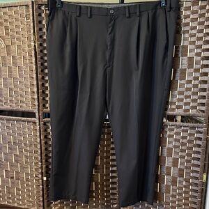 Haggar Men's Charcoal Dress Pants